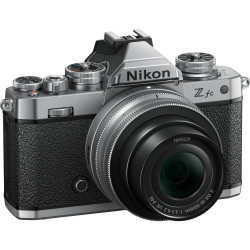 Nikon Z FC + Z DX 16-50 mm f3.5 - 6.3 VR