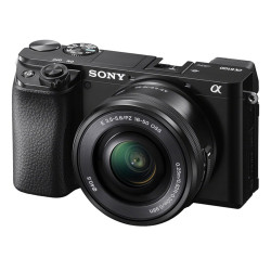 Sony A6100 + 16-50 mm...